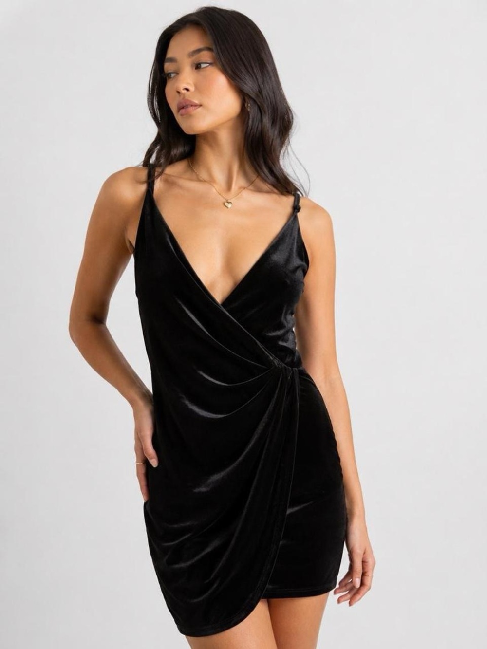 Who I Am Black Velvet Ruched Bodycon Mini Dress Size 10